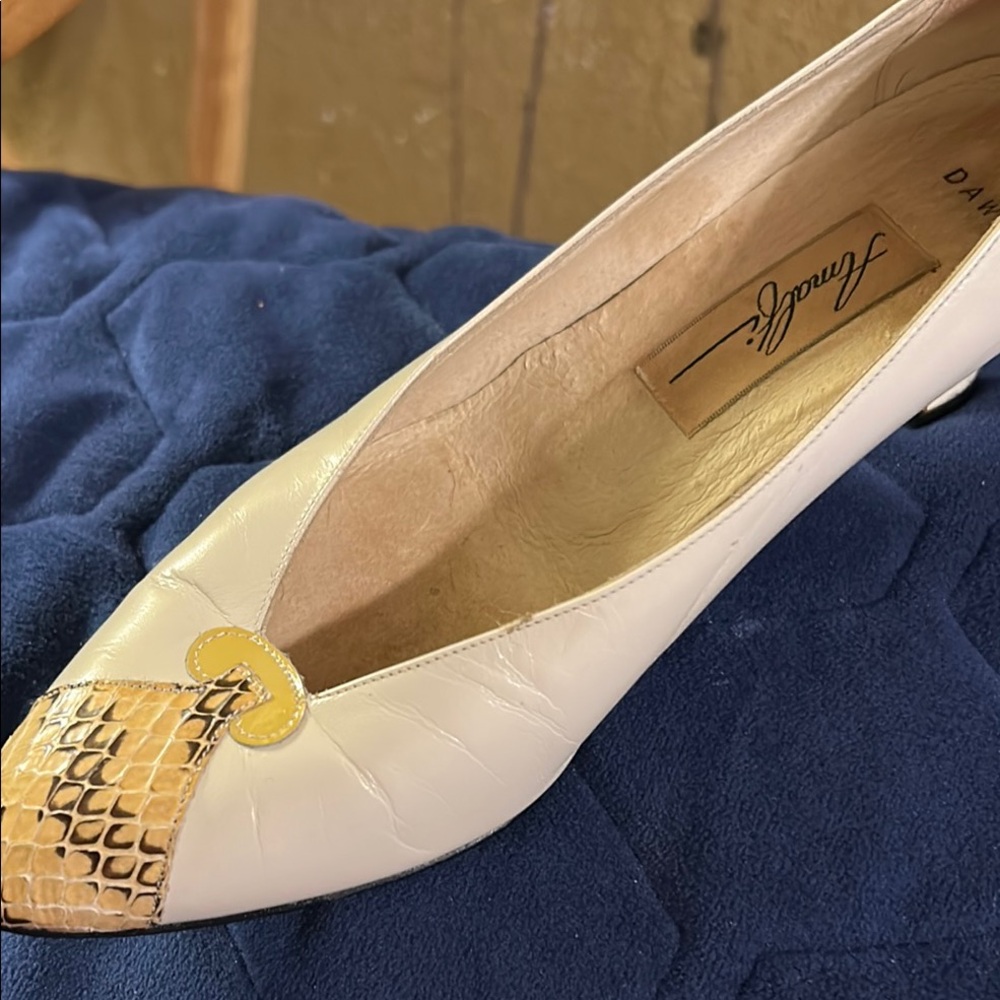 Women heels